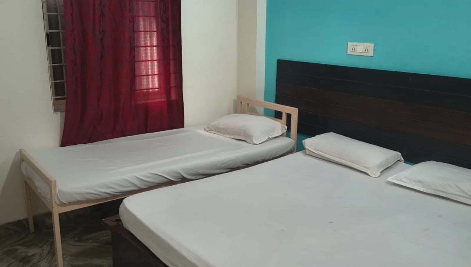 Kainaat Guest House Gallery Images